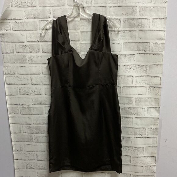 Theme brown dress  - Picture 3 of 3